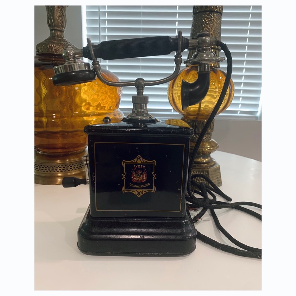 1920s Antique Phone